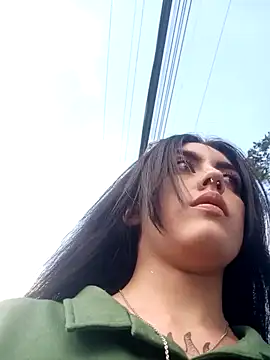 Snapshot of Mazikeen-- chatting on January 18, 10:17 pm Mazikeen-- online show from January 18, 10:17 pm