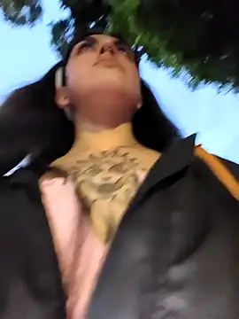 Snapshot of Mazikeen-- chatting on September 17, 11:06 pm Mazikeen-- online show from September 17, 11:06 pm