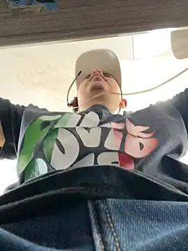 DanielGomez9 online show from January 27, 2:35 pm