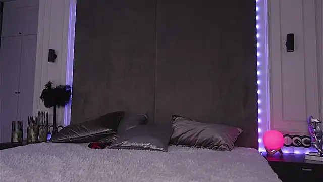 Snapshot of mila_blvck chatting on February 5, 11:12 am mila blvck online show from February 5, 11:12 am