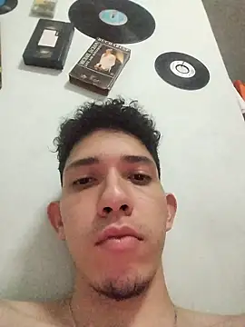 Dilan blakc  online show from November 20, 12:11 am