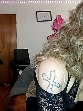 Snapshot of hotcd89 chatting on March 21, 7:46 am hotcd89 online show from March 21, 7:46 am