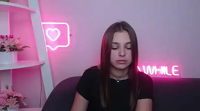 MilanaAngelAs online show from February 15, 6:23 pm