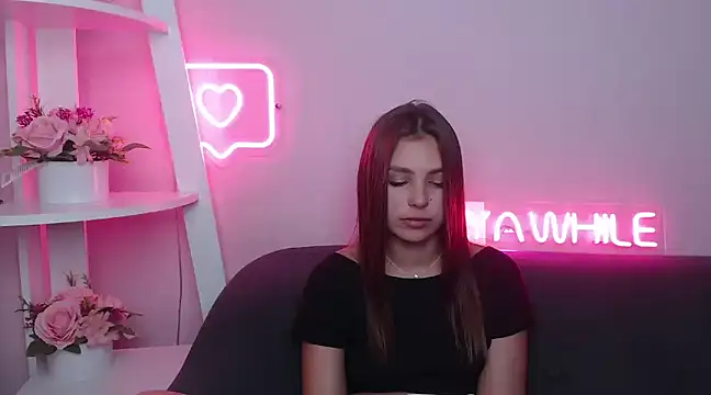 MilanaAngelAs online show from February 17, 8:41 am