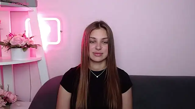 MilanaAngelAs online show from June 22, 7:44 pm