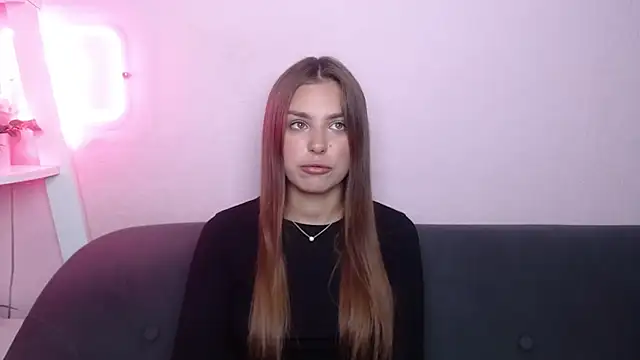 MilanaAngelAs online show from July 12, 4:47 am