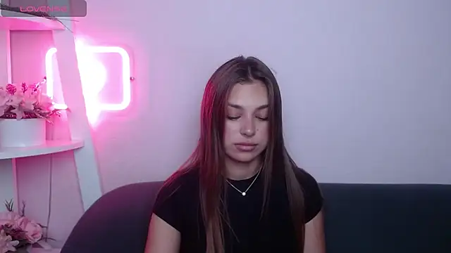 MilanaAngelAs online show from July 31, 4:34 am
