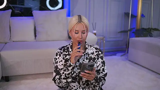 EvaZane online show from July 27, 12:01 pm