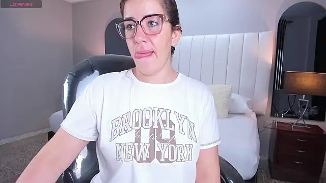 vanity sex online show from October 31, 11:44 am