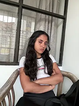 ViolettaSummer online show from February 14, 10:39 pm