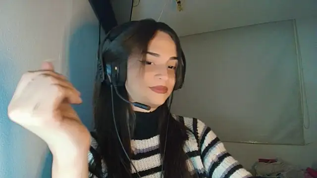 Dollbehavior  online show from October 30, 5:31 am