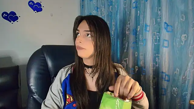 Snapshot of Dollbehavior_ chatting on November 13, 1:26 am Dollbehavior online show from November 13, 1:26 am