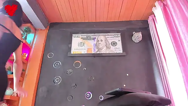 Snapshot of londoreales chatting on November 16, 3:06 pm londoreales online show from November 16, 3:06 pm