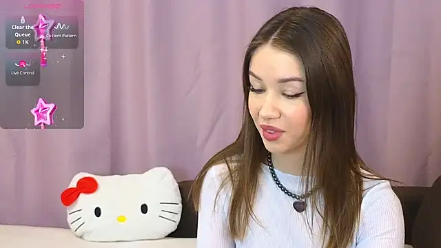 Snapshot of ellie_kramer chatting on February 3, 9:09 pm ellie kramer online show from February 3, 9:09 pm