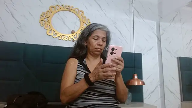 Snapshot of chanel_grant chatting on June 17, 9:05 pm chanel grant online show from June 17, 9:05 pm
