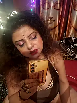 Snapshot of Maaya66 chatting on January 1, 6:38 pm Maaya66 online show from January 1, 6:38 pm