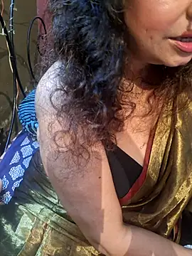 Snapshot of Maaya66 chatting on March 20, 7:25 pm Maaya66 online show from March 20, 7:25 pm