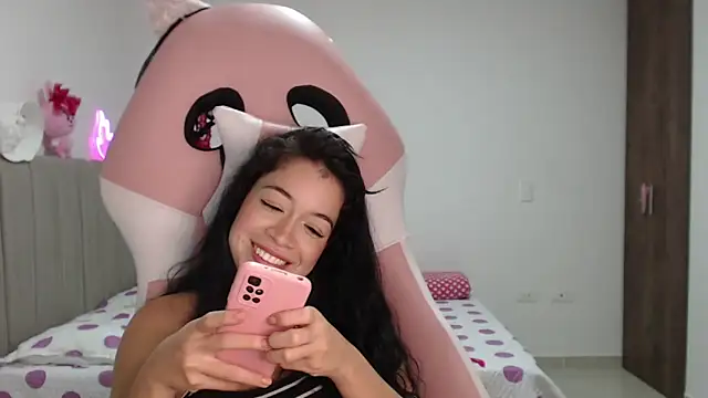 Caribbean beauty  online show from March 14, 5:27 am