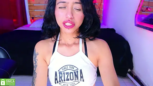 REDHOTTER  online show from May 5, 7:55 pm