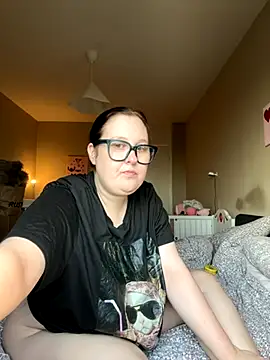 Misssmilf online show from November 7, 1:44 pm