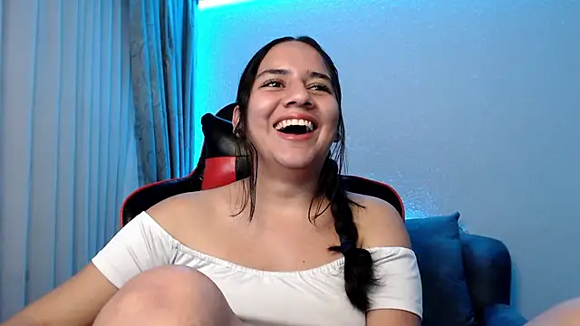 Snapshot of Lexyevans chatting on December 16, 10:34 pm Lexyevans online show from December 16, 10:34 pm