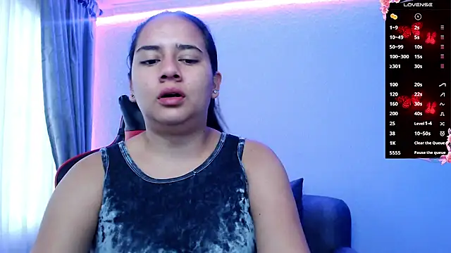 Snapshot of Lexyevans chatting on February 23, 6:34 pm Lexyevans online show from February 23, 6:34 pm