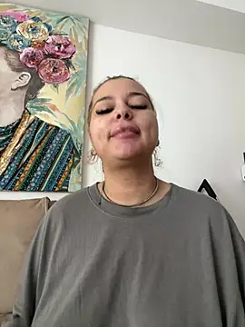 AllysonK online show from July 19, 11:03 am
