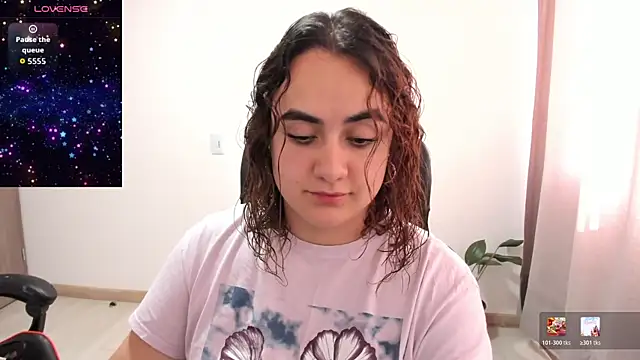 maryluna95 online show from July 10, 7:49 pm