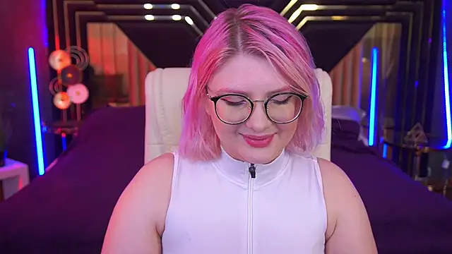 Snapshot of CoolTatis chatting on October 11, 6:34 am CoolTatis online show from October 11, 6:34 am