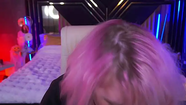 Snapshot of CoolTatis chatting on November 2, 7:22 am CoolTatis online show from November 2, 7:22 am