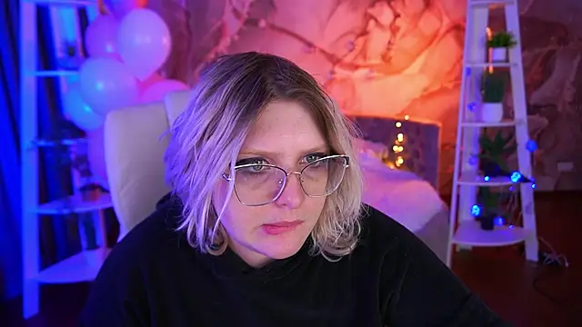 CoolTatis online show from February 15, 7:27 am