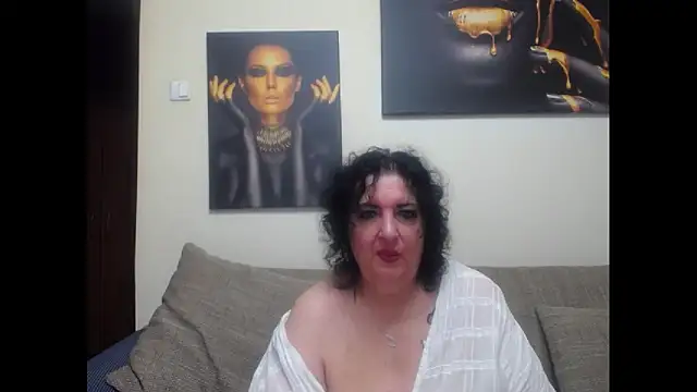 maturekorine online show from May 17, 10:06 pm