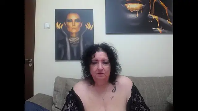 maturekorine online show from May 18, 2:12 pm
