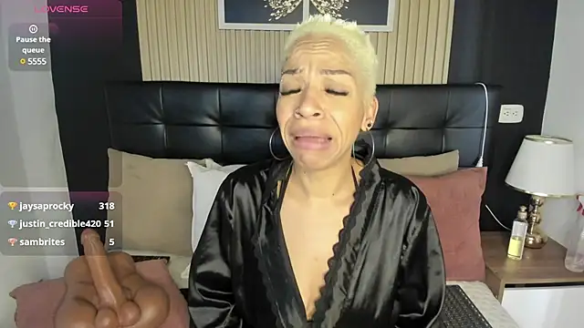 Snapshot of summer_night_ chatting on February 26, 5:39 pm summer night online show from February 26, 5:39 pm