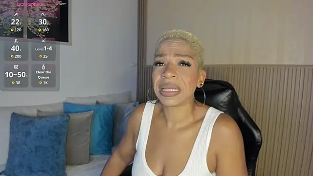 Snapshot of summer_night_ chatting on October 23, 11:20 am summer night online show from October 23, 11:20 am