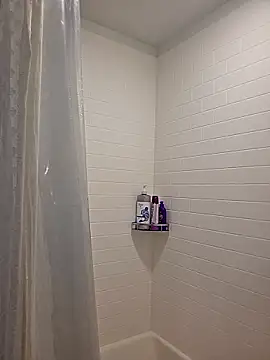 Snapshot of Hatchetwound6969 chatting on March 6, 3:58 am Hatchetwound6969 online show from March 6, 3:58 am