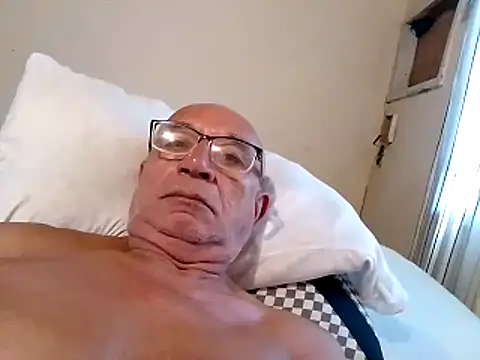 sincuenton24cmts online show from November 28, 2:53 pm