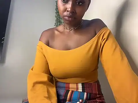 Chocolate queen2 online show from June 29, 4:30 am