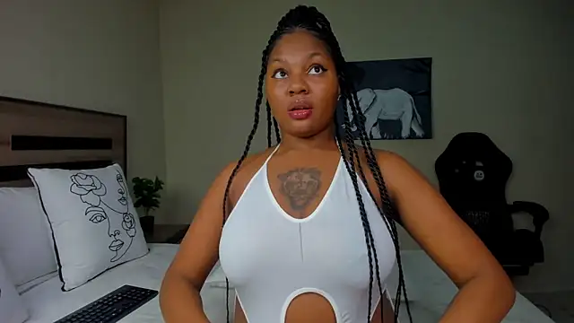 Renee-18 online show from October 30, 12:45 am