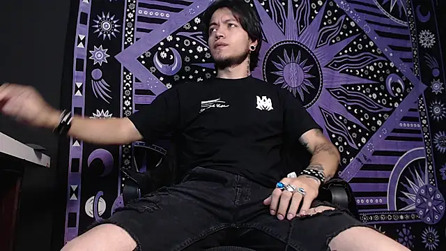 Dicaprioo  online show from January 30, 4:34 pm