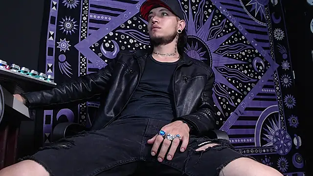 Dicaprioo  online show from January 31, 5:53 pm