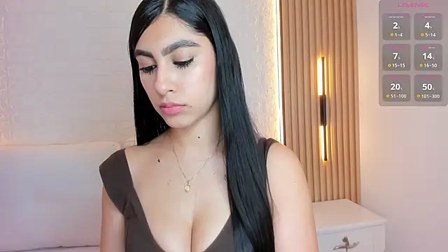 Emily roux online show from February 18, 10:28 pm