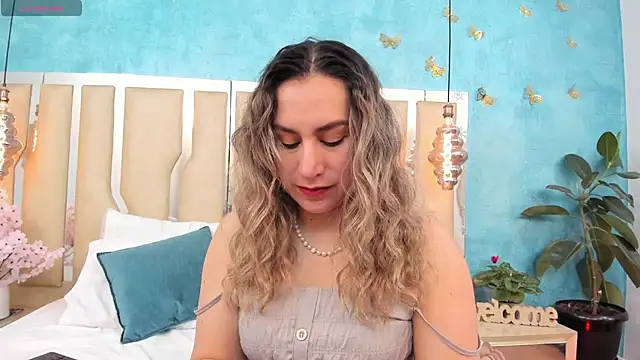 RubbyTaylor online show from May 6, 2:33 pm