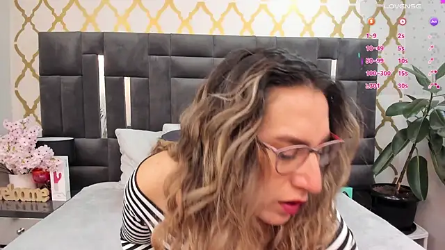 RubbyTaylor online show from July 8, 2:43 pm