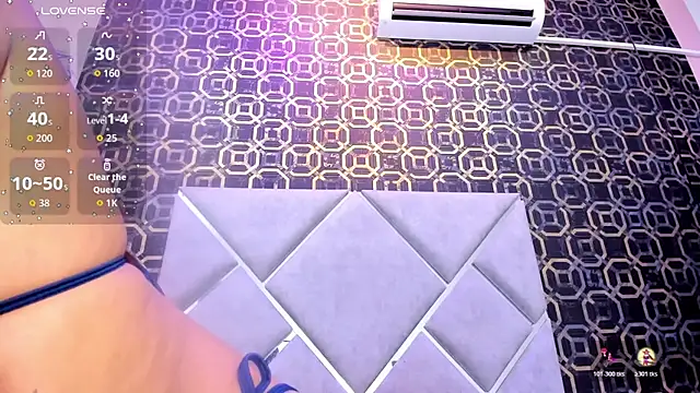 Snapshot of CherryBlossom23 chatting on December 16, 12:59 am CherryBlossom23 online show from December 16, 12:59 am