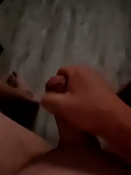 Snapshot of Szeltolo001 chatting on October 1, 2:17 am Szeltolo001 online show from October 1, 2:17 am