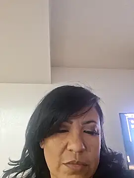 Snapshot of Erotic_nayma chatting on December 20, 12:12 pm Erotic nayma online show from December 20, 12:12 pm