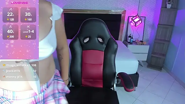 Snapshot of delilaquinn chatting on March 22, 3:20 pm delilaquinn online show from March 22, 3:20 pm