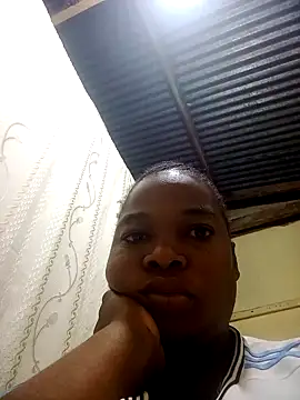 Snapshot of Russell_hun chatting on April 23, 2:02 am Russell hun online show from April 23, 2:02 am