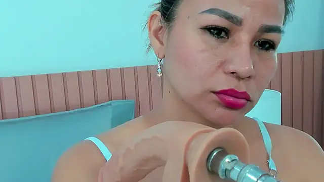 Snapshot of katia_expensive chatting on March 18, 11:30 am katia expensive online show from March 18, 11:30 am